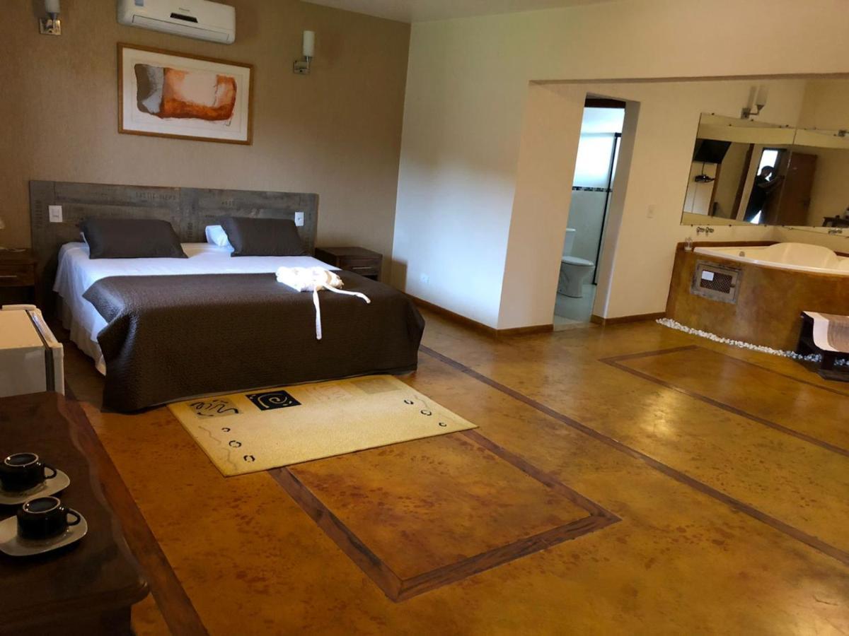 Chappada Hotel Алту-Параїзу-ді-Гояс Екстер'єр фото